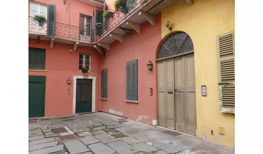 Camera con Vista & Galleria d'Arte
