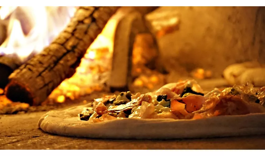 SimBIOsi Organic Pizza and lovely food