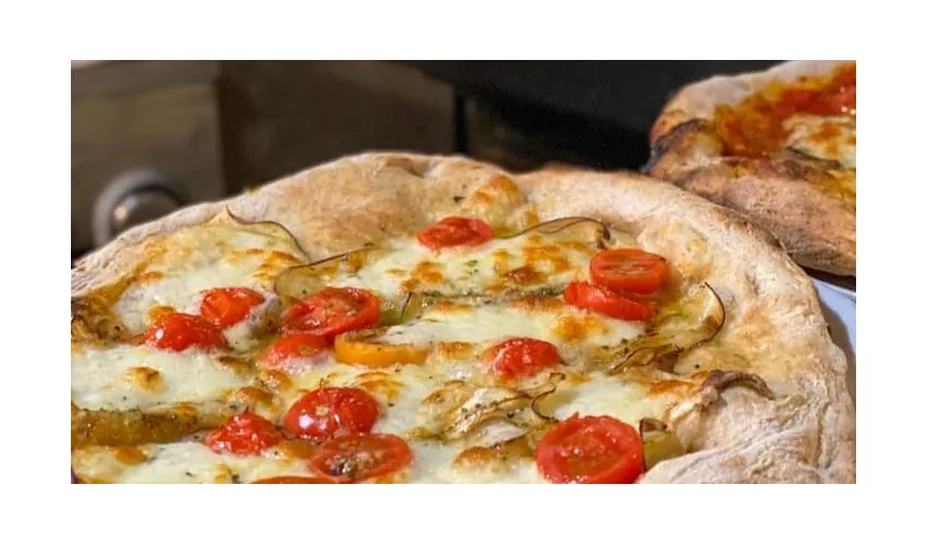 SimBIOsi Organic Pizza and lovely food