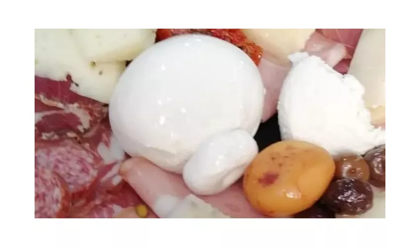 OSTERIA DALLA TERRA ALLA TAVOLA