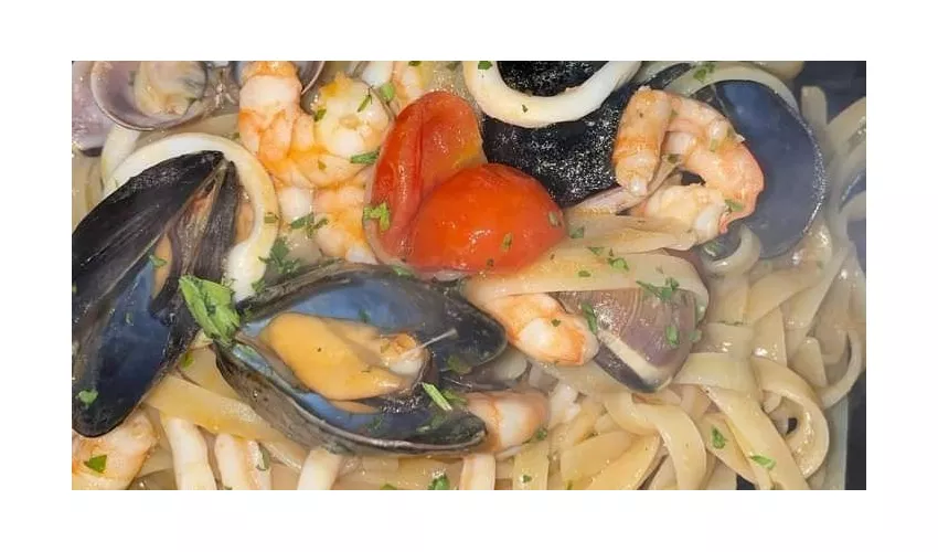 OSTERIA DALLA TERRA ALLA TAVOLA