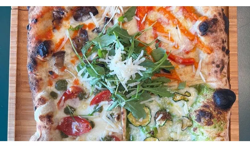 Assaporito: Pizzeria Napoletana. Vendita prodotti tipici del Sud