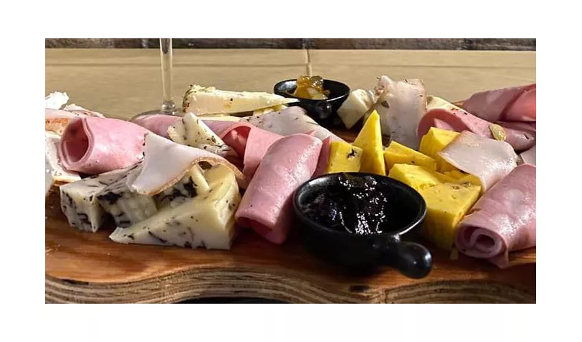 La Bisteccona Trattoria - Carnezzeria -