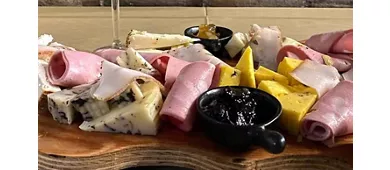 La Bisteccona Trattoria - Carnezzeria -