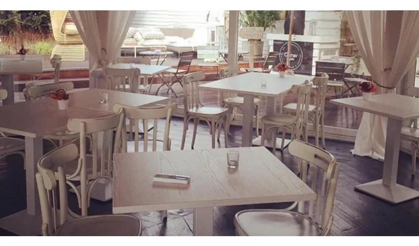 Corner 23 Bistrot