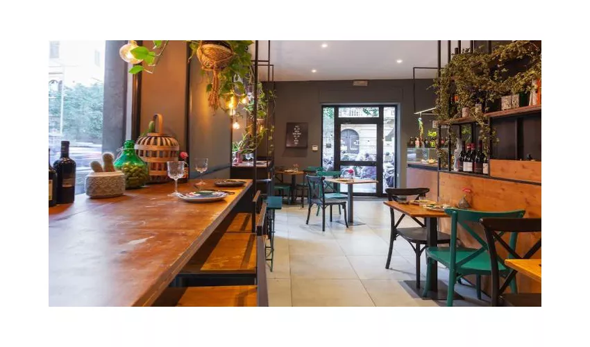 little corner bistro