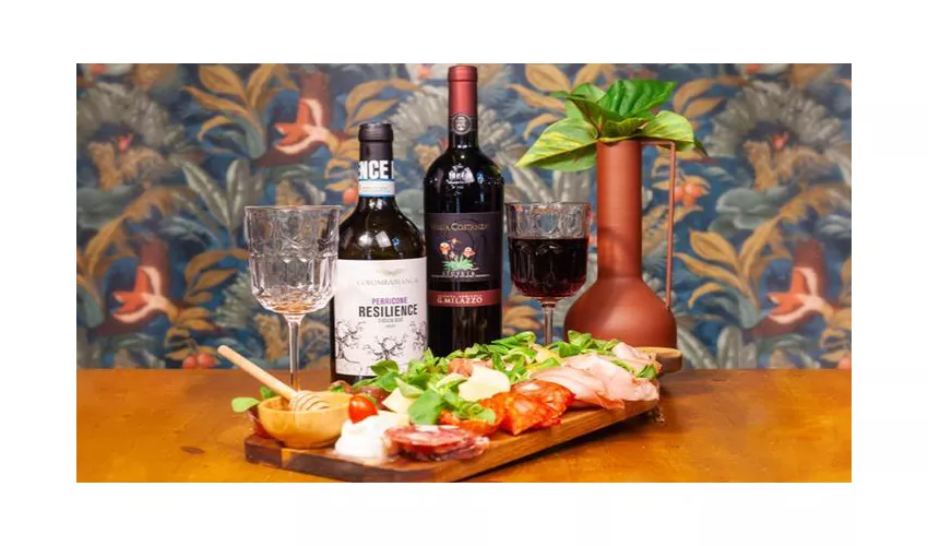 little corner bistro
