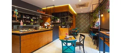 little corner bistro