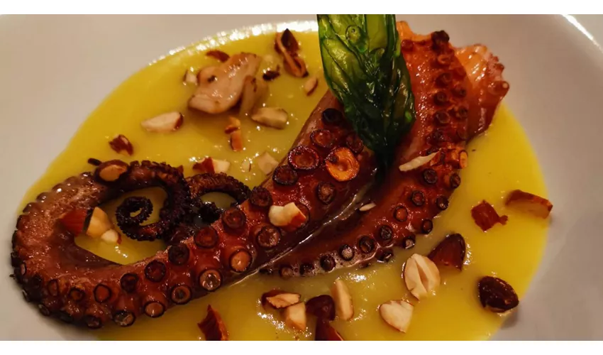 Noali Home Restaurant