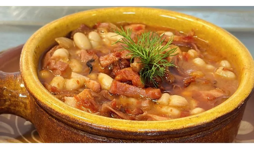 Basarabia Restaurant Moldovenesc