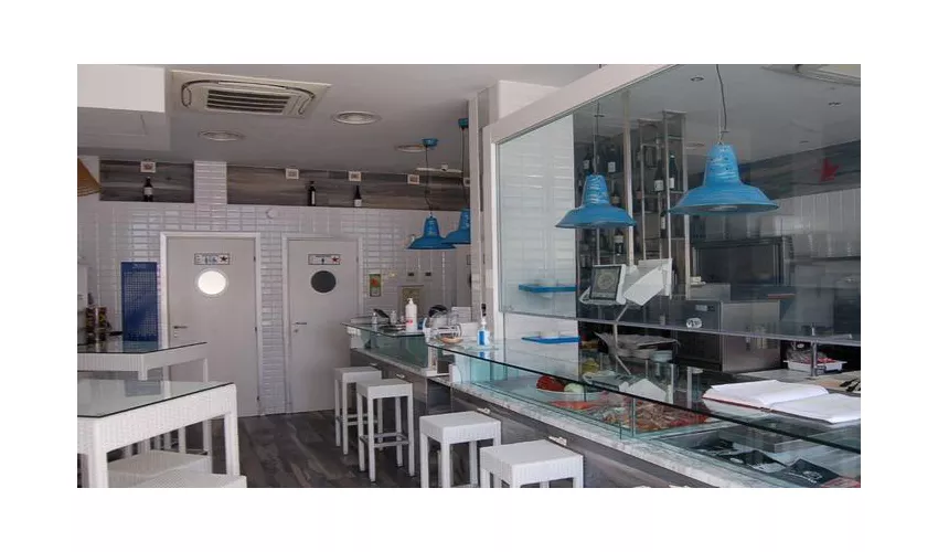 Nudi e Crudi by L'Ostrica Pazza