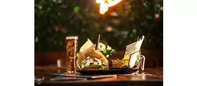 Reynold's Pub