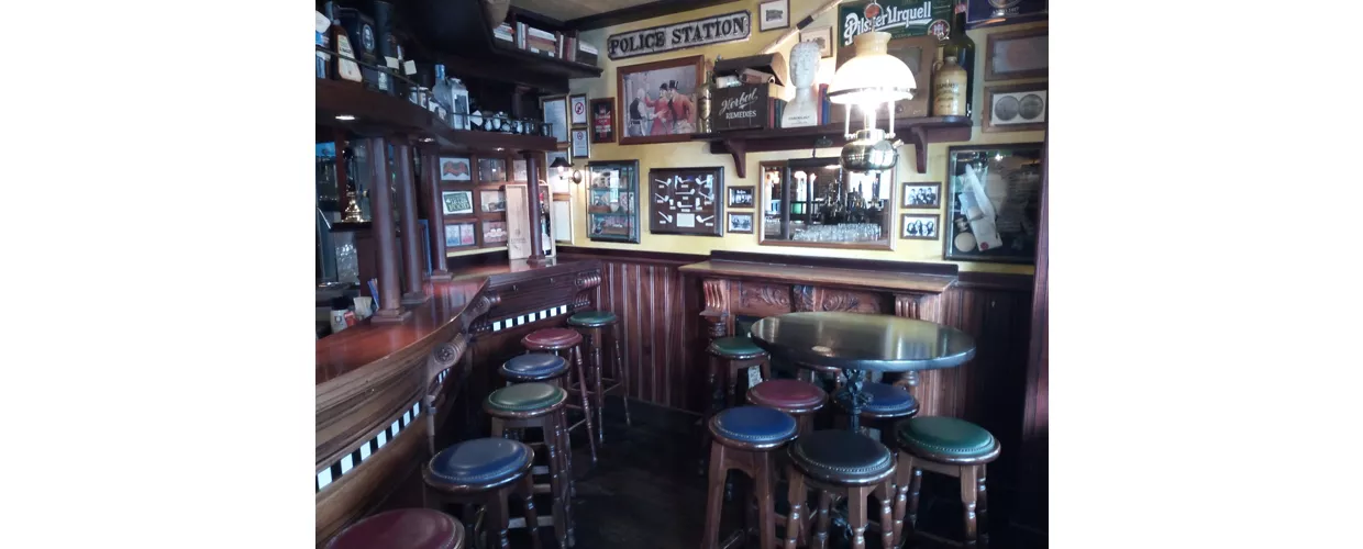 Tetley's Pub