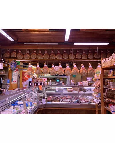 Anna Fabri Formaggi e Salumi 