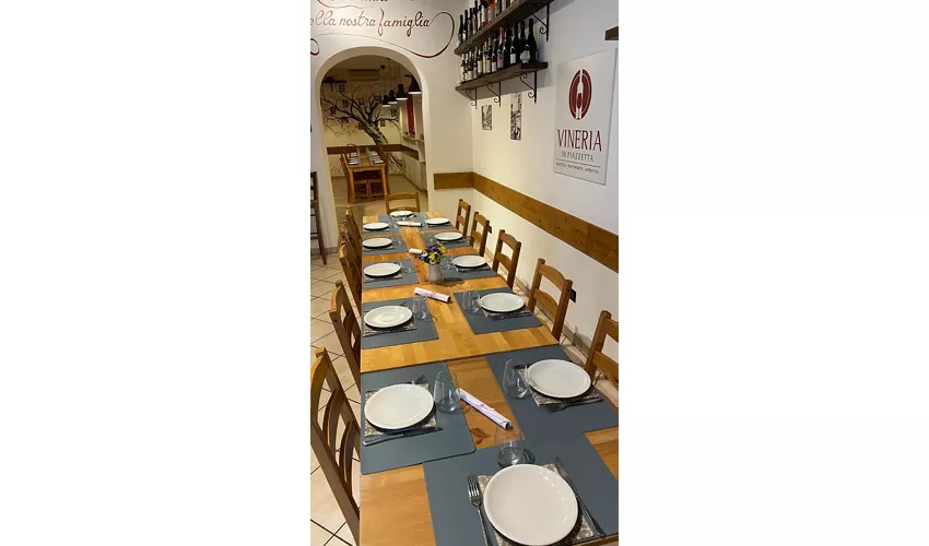 Vineria in Piazzetta