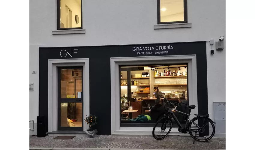 Gira Vota e Furria
