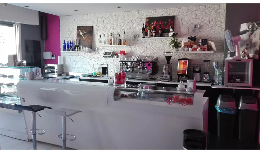 Art Cafe Lounge Bar Caffetteria