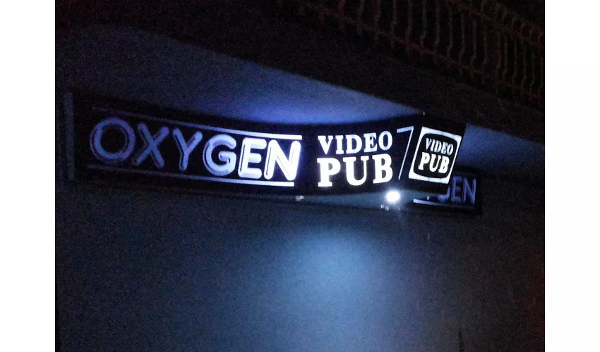 Oxygen Pub 