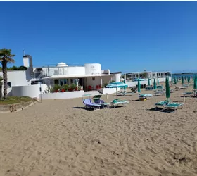 Tahiri Beach Restaurant