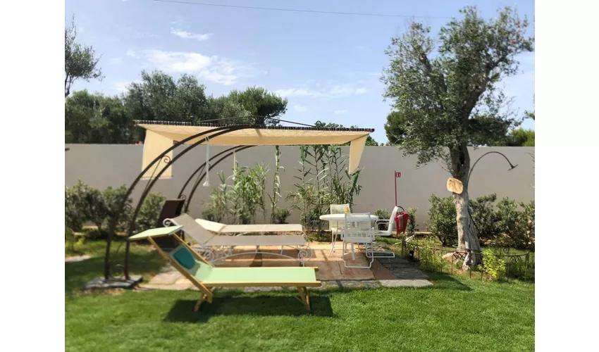 Lido Porto Pino Nature's Essence