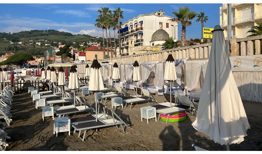 Tommy Beach Diano Marina