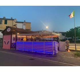 Bar Skating