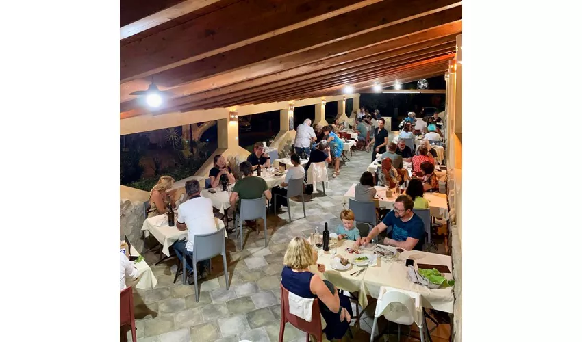 "da Guido" Cucina | Pizzeria | Bar Il porto sicuro della cucina isolana