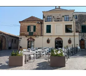 Pizzeria La Tana Dal 1968