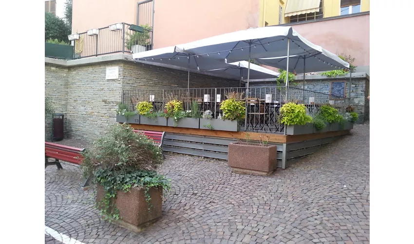 Enoteca Vino e Dintorni