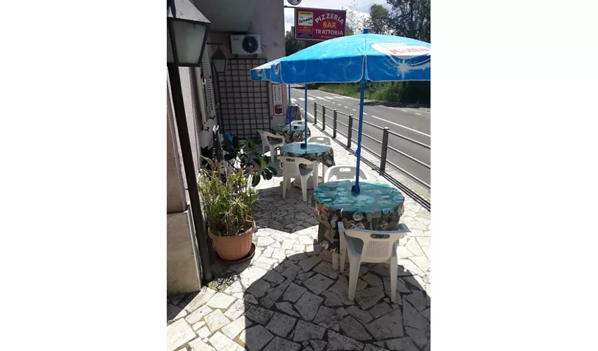 Pizzeria bar trattoria "La Capannella"