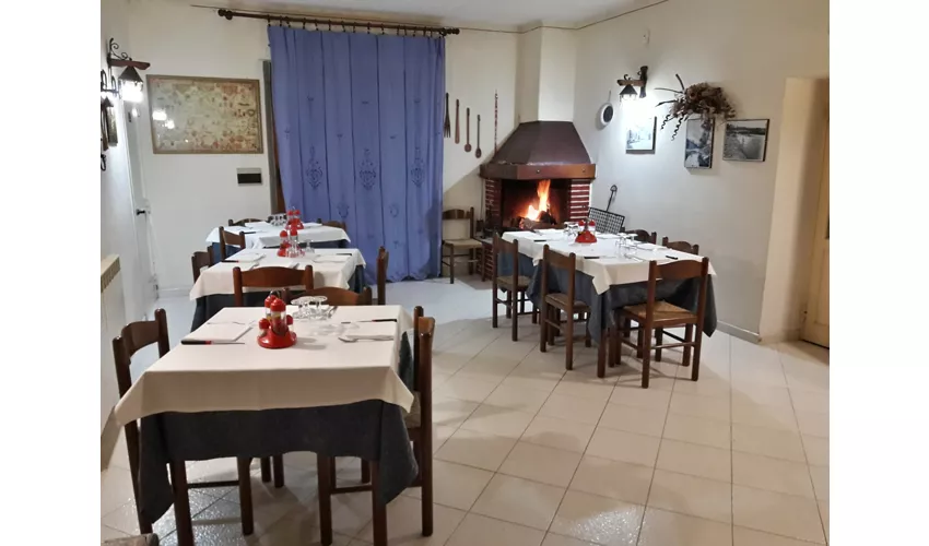 Pizzeria bar trattoria "La Capannella"