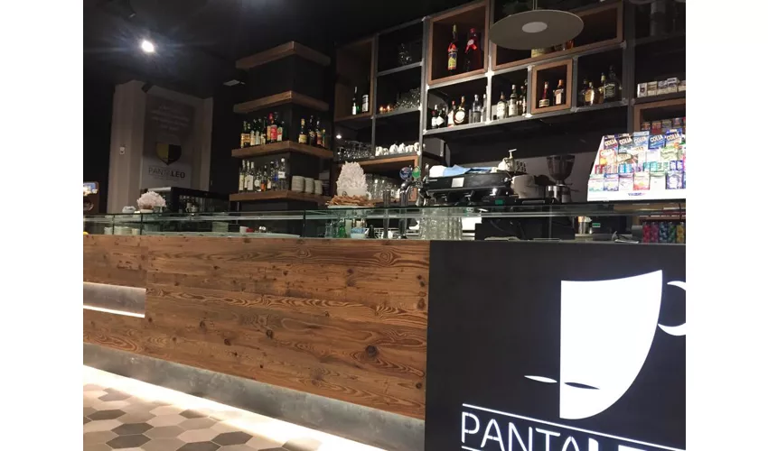 Caffè Pantaleo, vino e cucina