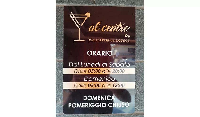 Al Centro Caffetteria & Lounge