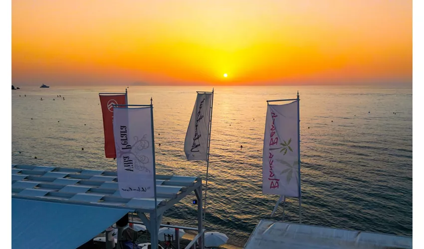 Blanca Beach Club by Valentour