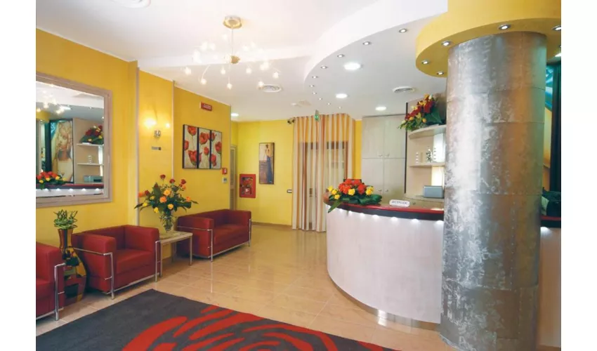 HOTEL CRISTAL