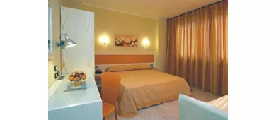 HOTEL CRISTAL