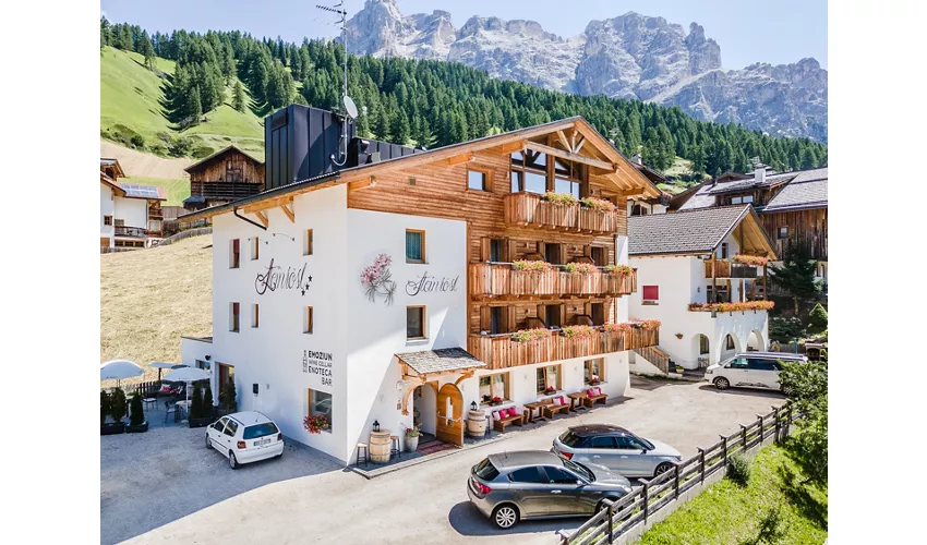 Hotel Steinrösl & Wine Bar Emoziun