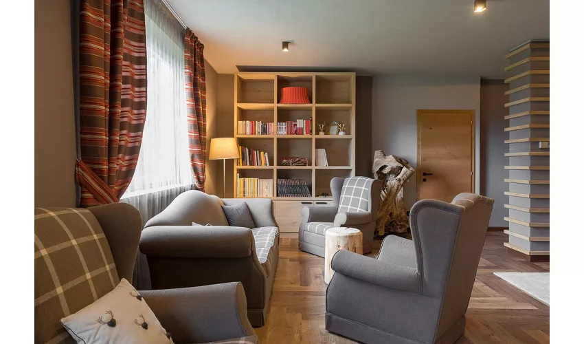 X Alp Hotel