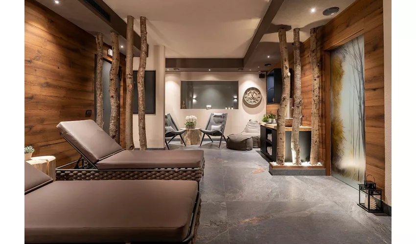 X Alp Hotel
