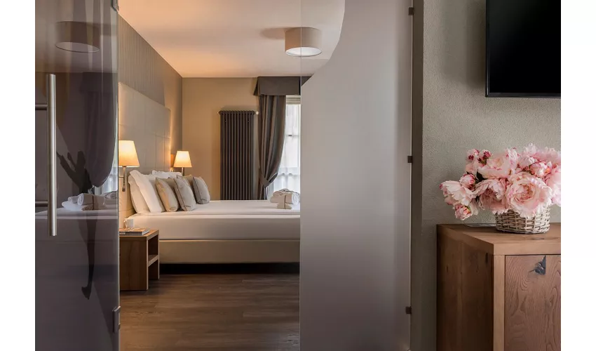 X Alp Hotel
