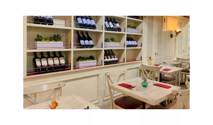 Aquila Restaurant - Wine Bar