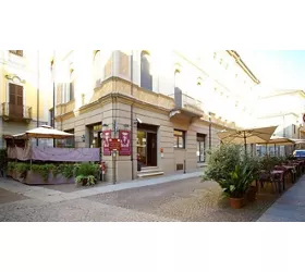 Vineria Derthona