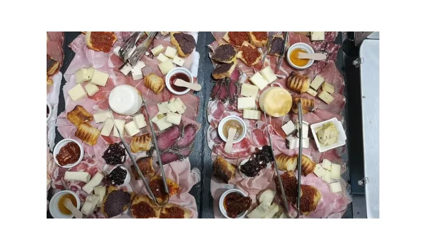 TOMA&TOMAIA bistrot e negozio di scarpe