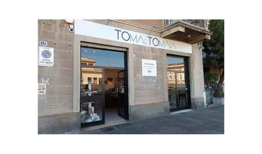 TOMA&TOMAIA bistrot e negozio di scarpe