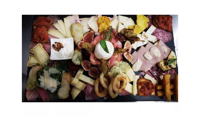 TOMA&TOMAIA bistrot e negozio di scarpe