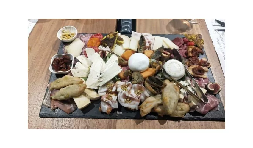 TOMA&TOMAIA bistrot e negozio di scarpe
