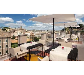 Rhinoceros Le Restau & RoofBar
