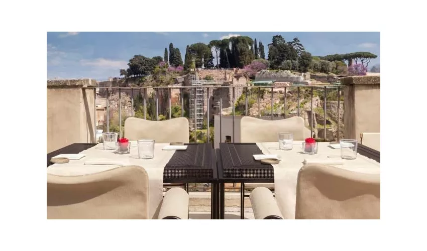 Rhinoceros Le Restau & RoofBar