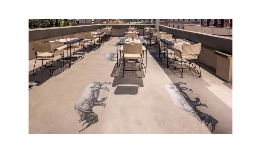 Rhinoceros Le Restau & RoofBar