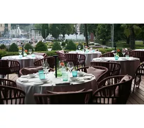 Zefiro, Taste, Poetry & Panorama